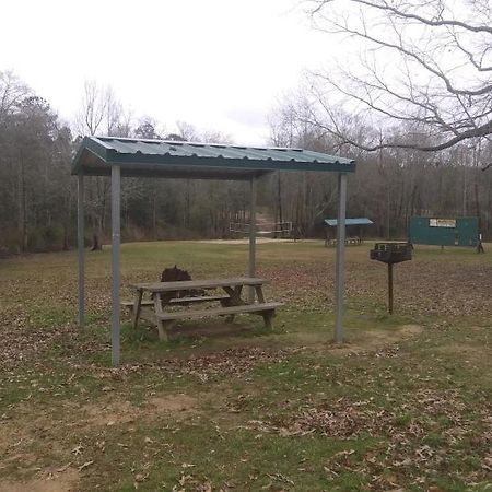 Whispering Creek Lodging & Rv Resort Newton Экстерьер фото
