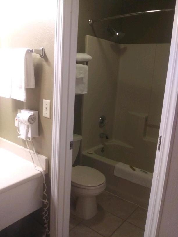 Whispering Creek Lodging & Rv Resort Newton Экстерьер фото