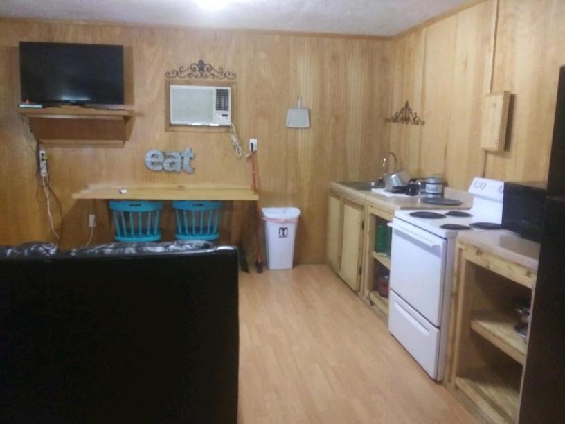 Whispering Creek Lodging & Rv Resort Newton Экстерьер фото